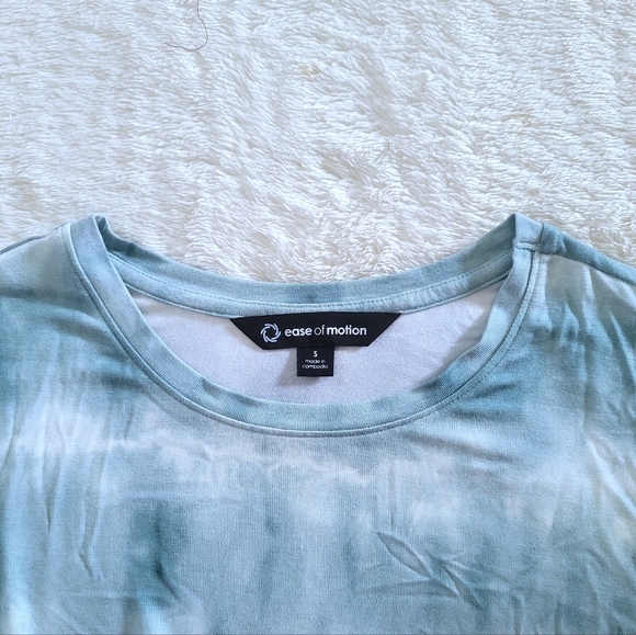 Ease of Motion Tie Dye☮️ Tee👕 - NWOT - Picture 3 of 10